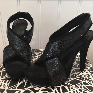 DVF Black Suede / Black Glitter Pumps Size 6
